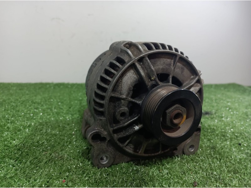 Recambio de alternador para chrysler voyager (gs) 2.5 td family referencia OEM IAM 38522294F 38522294F 0123510106