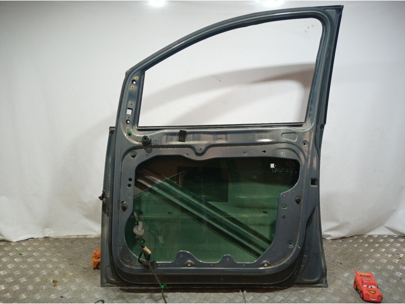 Recambio de puerta delantera derecha para volkswagen touran (1t1) referencia OEM IAM   