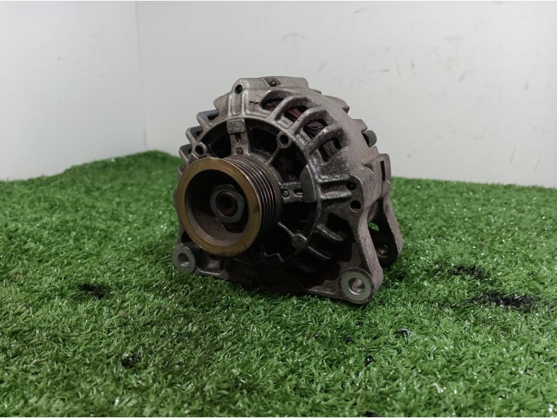 Recambio de alternador para peugeot 107 referencia OEM IAM 9656003780 9656003780 2543215A