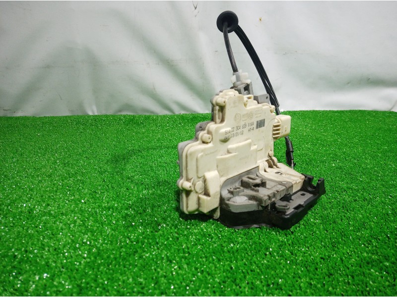 Recambio de cerradura puerta trasera derecha para volkswagen passat lim. (362) exclusive bluemotion referencia OEM IAM CZ3C48390