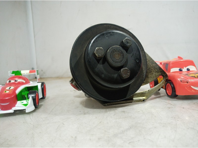 Recambio de bomba direccion para nissan trade referencia OEM IAM 7681955174 7681955174 7681955174