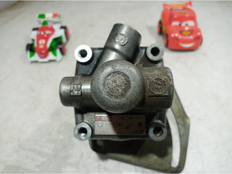 Recambio de bomba direccion para nissan trade referencia OEM IAM 7681955174 7681955174 7681955174