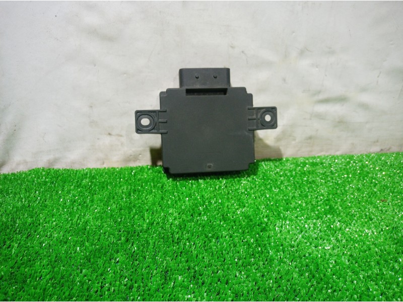 Recambio de modulo electronico para volkswagen passat lim. (362) exclusive bluemotion referencia OEM IAM 8ES01045240 8ES01045240