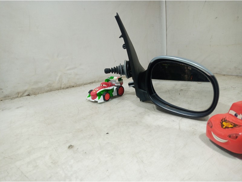 Recambio de retrovisor derecho para peugeot 206 berlina referencia OEM IAM 017003 017003 017003