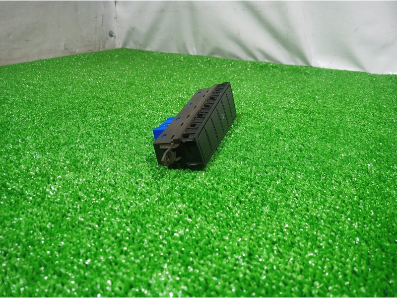 Recambio de interruptor para volkswagen passat lim. (362) exclusive bluemotion referencia OEM IAM 3AC927137J 3AC927137J 3AC92713