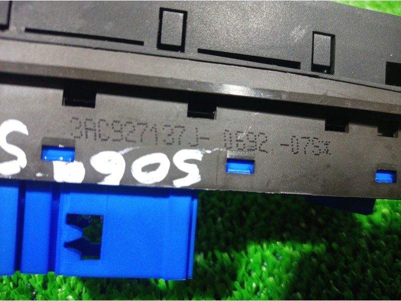 Recambio de interruptor para volkswagen passat lim. (362) exclusive bluemotion referencia OEM IAM 3AC927137J 3AC927137J 3AC92713