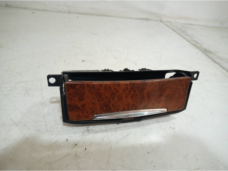 Recambio de cenicero para ford mondeo ber. (ca2) limited edition referencia OEM IAM 1138790A 1138790A 1138790A