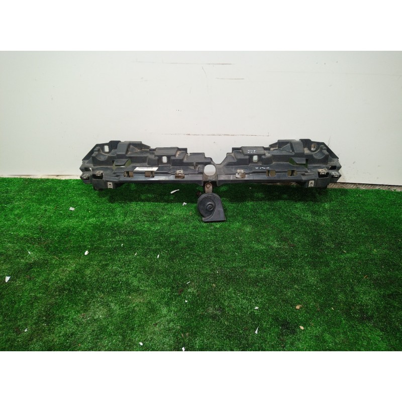 Recambio de travesaño superior para fiat grande punto (199) 1.3 16v multijet active (55kw) referencia OEM IAM 51885642 51885642 