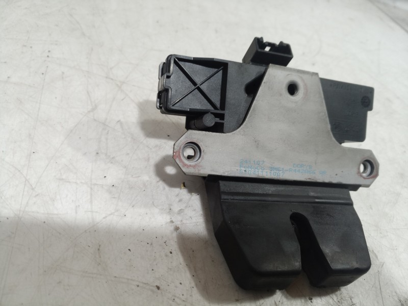 Recambio de cerradura maletero / porton para ford mondeo ber. (ca2) limited edition referencia OEM IAM   