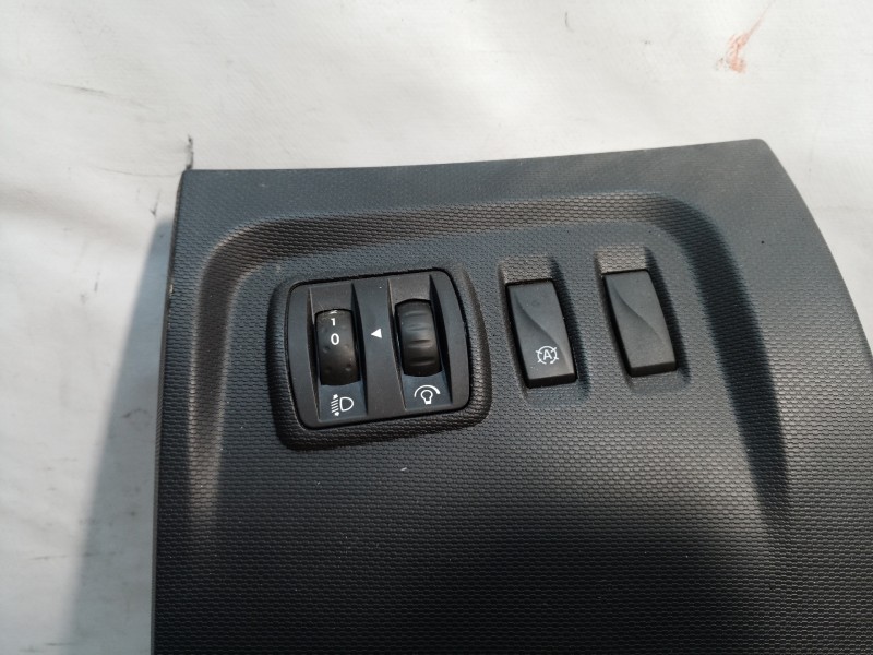 Recambio de salpicadero para volkswagen golf v berlina (1k1) trendline referencia OEM IAM 689219226R 689219226R 689219226