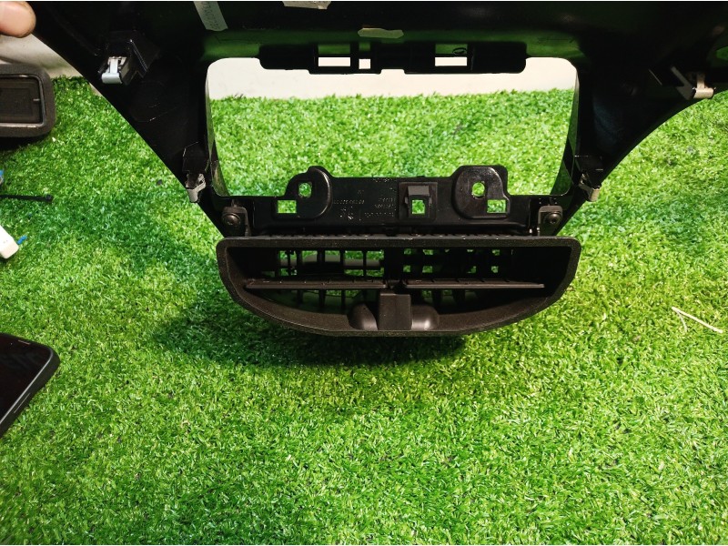 Recambio de moldura interior para peugeot 208 active referencia OEM IAM 967383007 967383007 1097753X