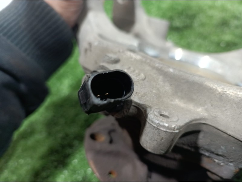 Recambio de mangueta trasera izquierda para audi a8 (4e2) referencia OEM IAM   