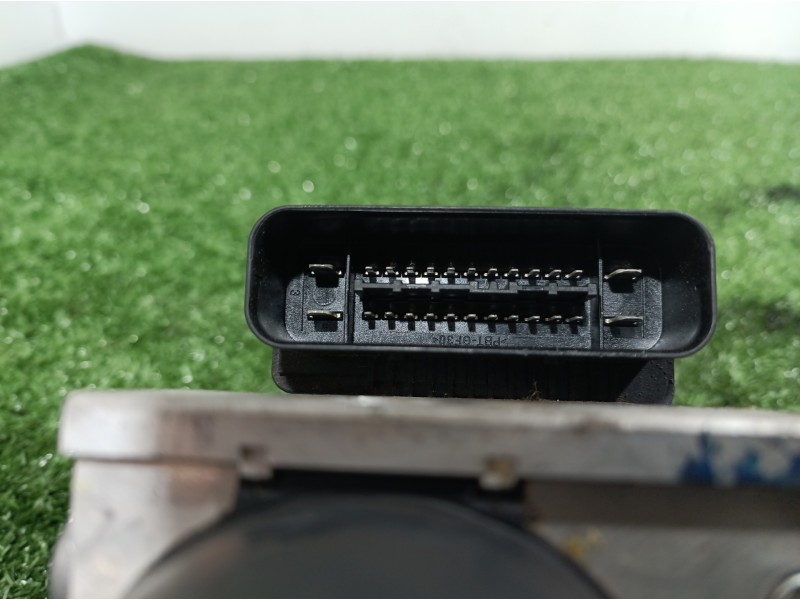 Recambio de abs para ford focus berlina (cap) ambiente (d) referencia OEM IAM 3M512M110GA 3M512M110GA 5WK84103