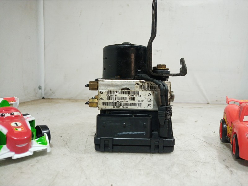 Recambio de abs para jeep cherokee (kj) 2.5 crd básico referencia OEM IAM P52128491AC P52128491AC P52128491