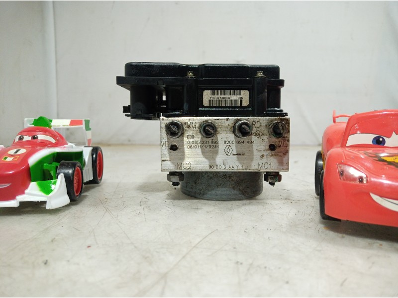 Recambio de abs para dacia logan referencia OEM IAM 0265231993 0265231993 0265231993