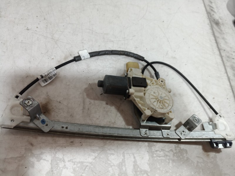 Recambio de motor elevalunas trasero derecho para ford mondeo ber. (ca2) limited edition referencia OEM IAM   