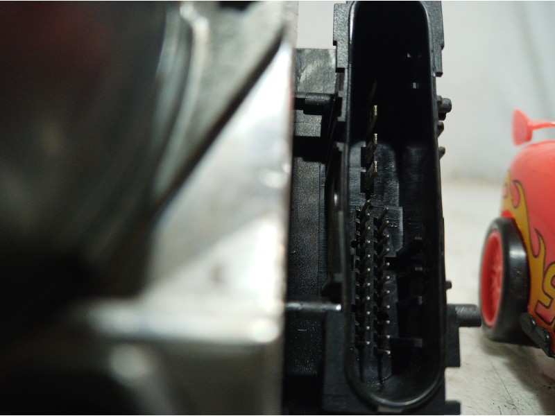 Recambio de abs para dacia logan referencia OEM IAM 0265231993 0265231993 0265231993