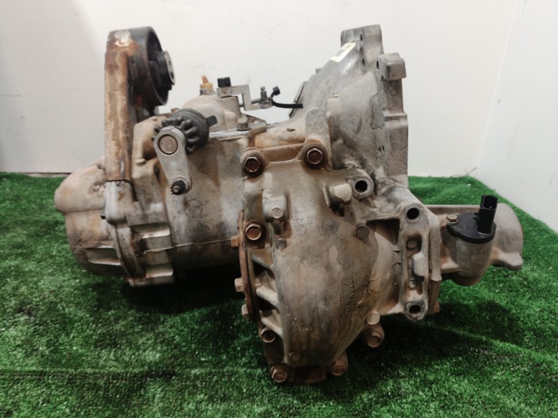 Recambio de caja cambios para chrysler voyager (gs) 2.5 td family referencia OEM IAM NVT750 NVT750 NVT750