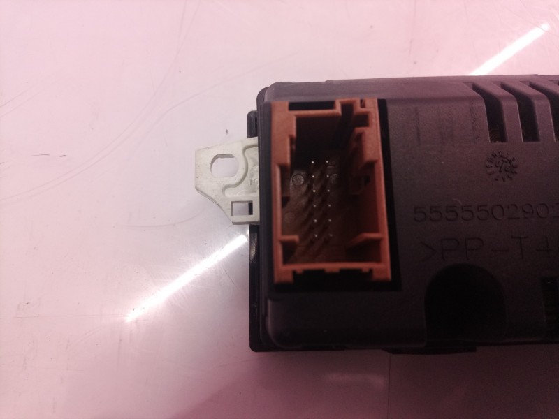 Recambio de pantalla multifuncion para citroën c2 audace referencia OEM IAM 96597970XT 96597970 503550290404