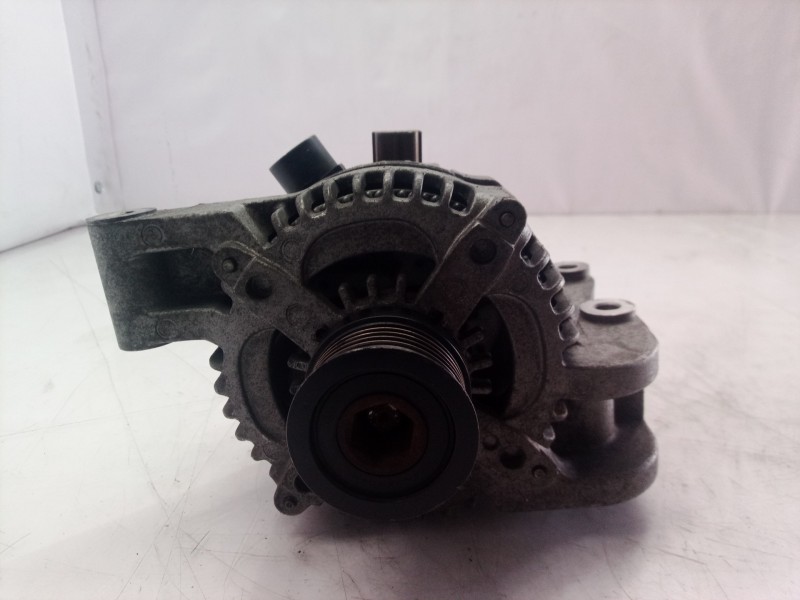 Recambio de alternador para ford focus berlina (cap) trend referencia OEM IAM 1042105790 1042105790 30795494
