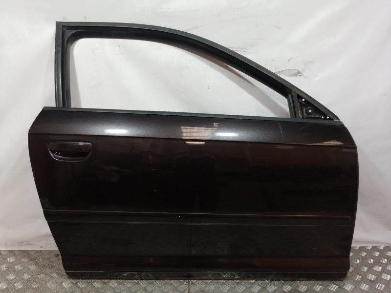 Recambio de puerta delantera derecha para audi a3 (8p) 2.0 tdi ambiente referencia OEM IAM 8P3831052D 8P3831052D 8P3831052D