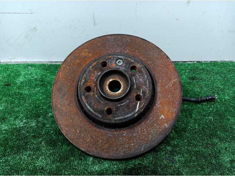 Recambio de mangueta delantera derecha para opel vivaro combi 2.9t corto referencia OEM IAM   