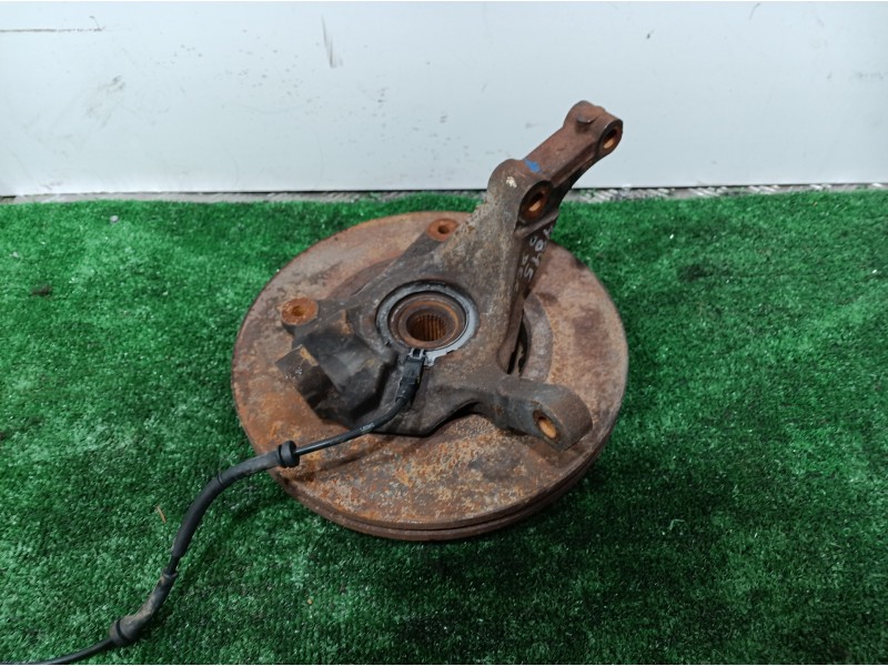 Recambio de mangueta delantera derecha para opel vivaro combi 2.9t corto referencia OEM IAM   