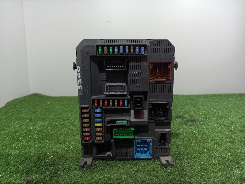 Recambio de caja reles / fusibles para peugeot 208 active referencia OEM IAM 9807531680 9807531680 E1111751