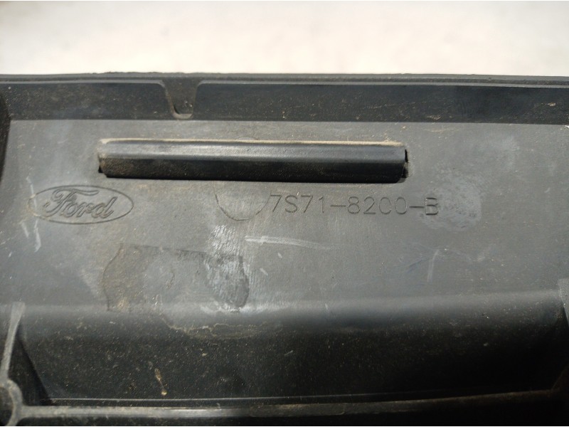 Recambio de rejilla delantera para ford mondeo ber. (ca2) limited edition referencia OEM IAM 7S718200B 7S718200B 7S718200B