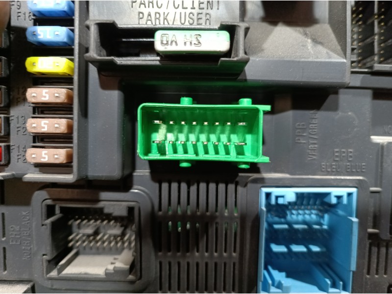 Recambio de caja reles / fusibles para peugeot 208 active referencia OEM IAM 9807531680 9807531680 E1111751