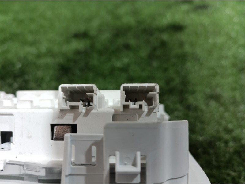 Recambio de luz interior para peugeot 208 active referencia OEM IAM 96781445PR01 96781445PR01 96738108