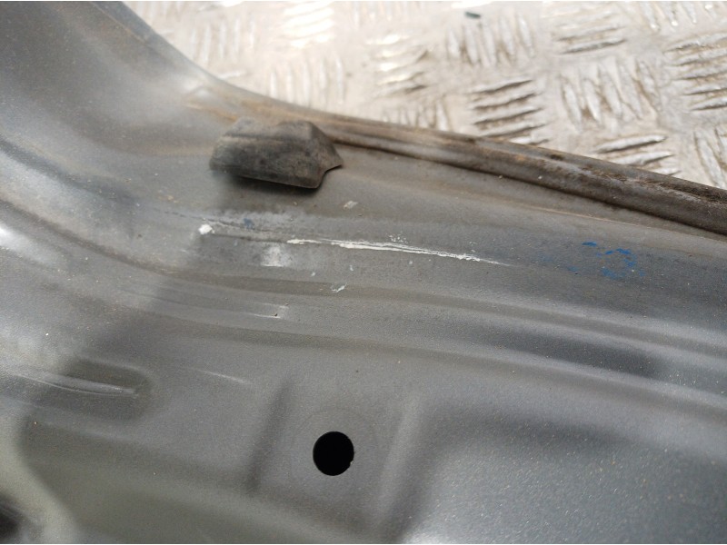 Recambio de porton trasero para lexus ls400 (ucf20) básico (ucf 20) referencia OEM IAM   