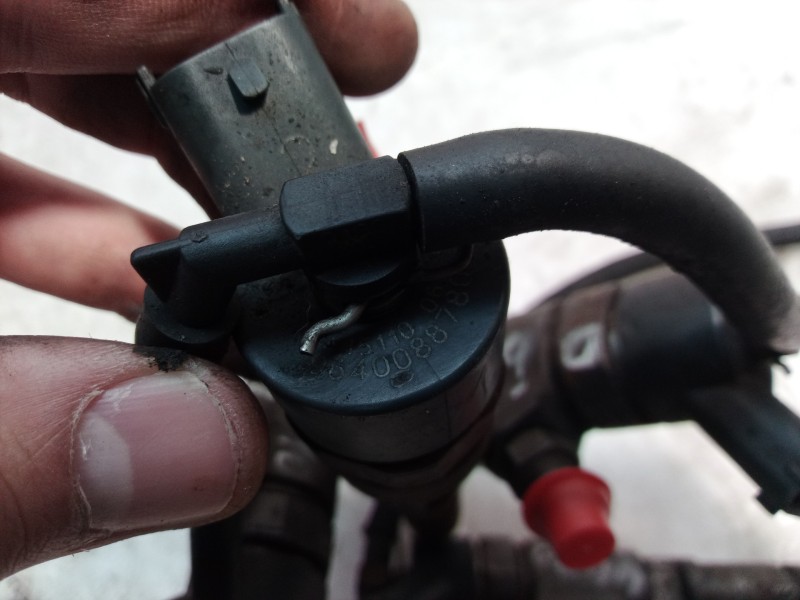 Recambio de inyector para citroën c5 berlina 2.0 hdi sx referencia OEM IAM 9640088780 9640088780 9640088780