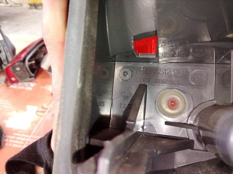 Recambio de piloto trasero izquierdo para volvo v70 familiar tdi / d referencia OEM IAM 3512318 3512318 3512318