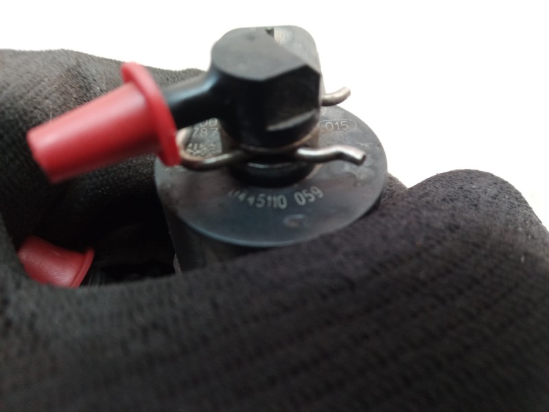 Recambio de inyector para chrysler voyager (rg) 2.5 crd cat referencia OEM IAM 0445110 0445110 0445110
