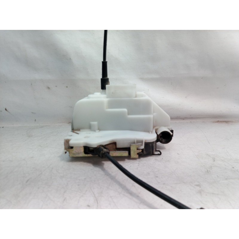 Recambio de cerradura puerta delantera izquierda para citroën c3 1.4 audace referencia OEM IAM 46982980 46982980 46982980