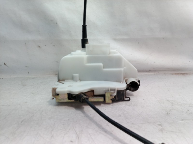 Recambio de cerradura puerta delantera izquierda para citroën c3 1.4 audace referencia OEM IAM 46982980 46982980 46982980