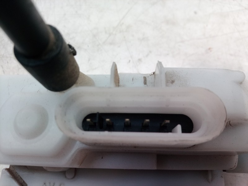 Recambio de cerradura puerta delantera izquierda para citroën c3 1.4 audace referencia OEM IAM 46982980 46982980 46982980