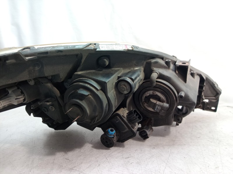 Recambio de faro izquierdo para mazda 5 berl. (cr) 2.0 crtd active (81kw) referencia OEM IAM   