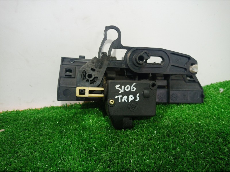 Recambio de maneta exterior porton para peugeot 206 berlina gti referencia OEM IAM N0500055 N0500055 N0500056