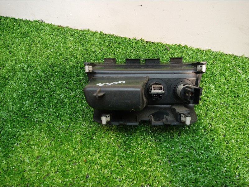 Recambio de cenicero para peugeot 208 active referencia OEM IAM 9674655277 9674655277 1131227X