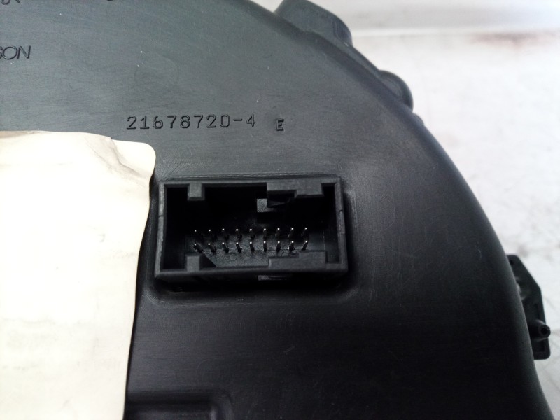 Recambio de cuadro instrumentos para citroën c3 1.4 audace referencia OEM IAM P9660225780 P9660225780 P9660225780