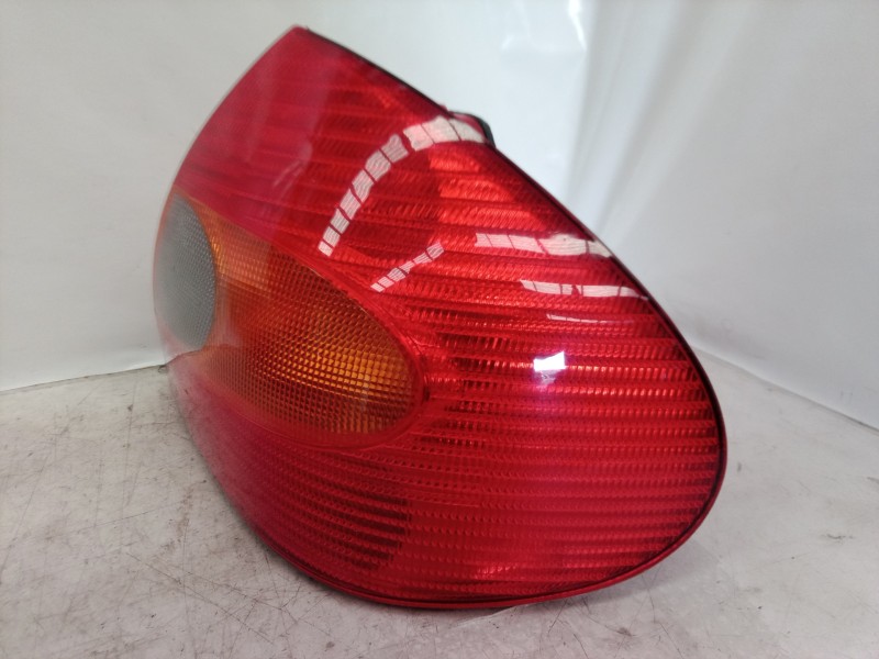 Recambio de piloto lateral derecho para ford mondeo berlina (gd) ambiente referencia OEM IAM   