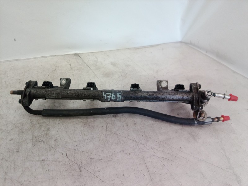 Recambio de rampa inyectora para ford mondeo berlina (gd) ambiente referencia OEM IAM 1211177 1211177 1211177