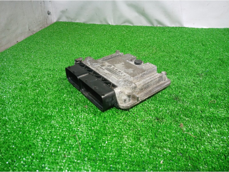 Recambio de centralita motor uce para volkswagen passat lim. (362) exclusive bluemotion referencia OEM IAM 03L907309AE 03L907309