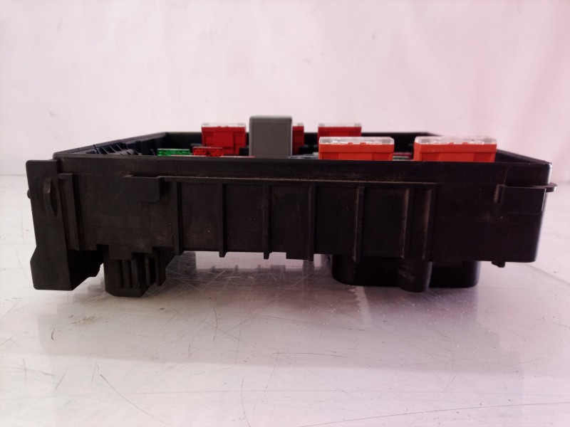 Recambio de caja reles / fusibles para volkswagen passat berlina (3c2) highline referencia OEM IAM 3C0937125 3C0937125 63592777