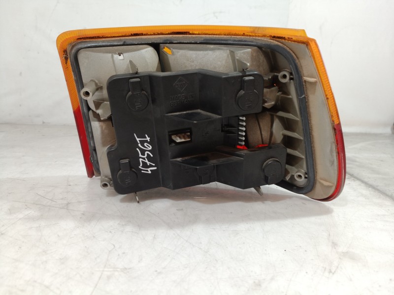 Recambio de piloto trasero izquierdo para opel astra f berlina gl referencia OEM IAM 394449 394449 394449