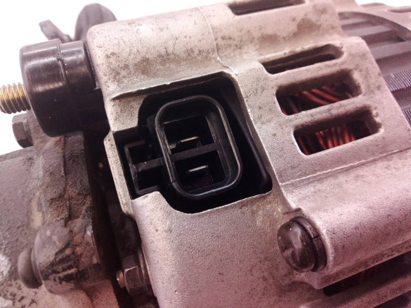 Recambio de alternador para kia carens referencia OEM IAM 3730027011 3730027011 021319111