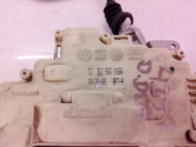 Recambio de cerradura puerta delantera derecha para volkswagen passat berlina (3c2) highline referencia OEM IAM 3AE885682CFKZ  