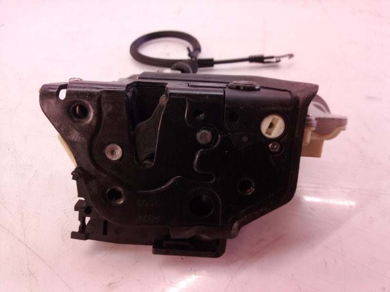 Recambio de cerradura puerta trasera derecha para volkswagen passat berlina (3c2) highline referencia OEM IAM 3C4839016B  